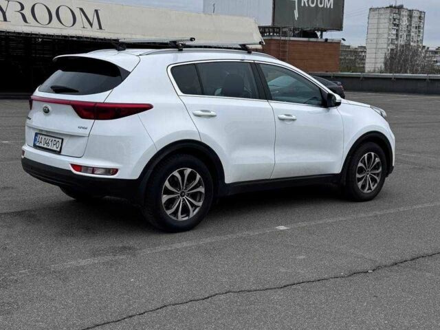 Белый Киа Sportage, объемом двигателя 1.7 л и пробегом 90 тыс. км за 335 $, фото 1 на Automoto.ua