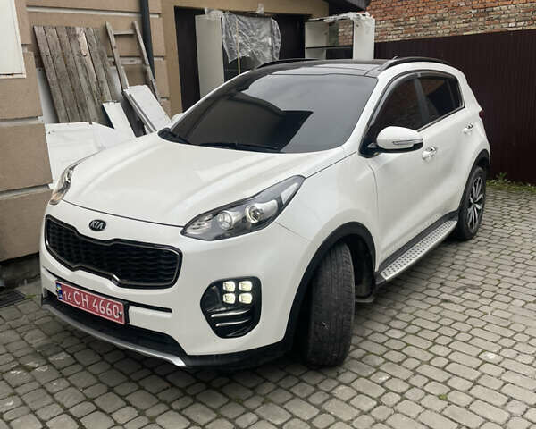 Білий Кіа Sportage, об'ємом двигуна 1.68 л та пробігом 79 тис. км за 18200 $, фото 2 на Automoto.ua