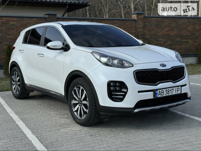 Белый Киа Sportage, объемом двигателя 1.69 л и пробегом 155 тыс. км за 17999 $, фото 6 на Automoto.ua