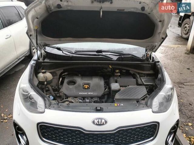 Білий Кіа Sportage, об'ємом двигуна 2 л та пробігом 97 тис. км за 15500 $, фото 2 на Automoto.ua