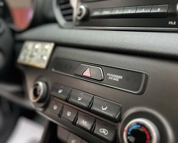 Белый Киа Sportage, объемом двигателя 1.69 л и пробегом 201 тыс. км за 14200 $, фото 28 на Automoto.ua