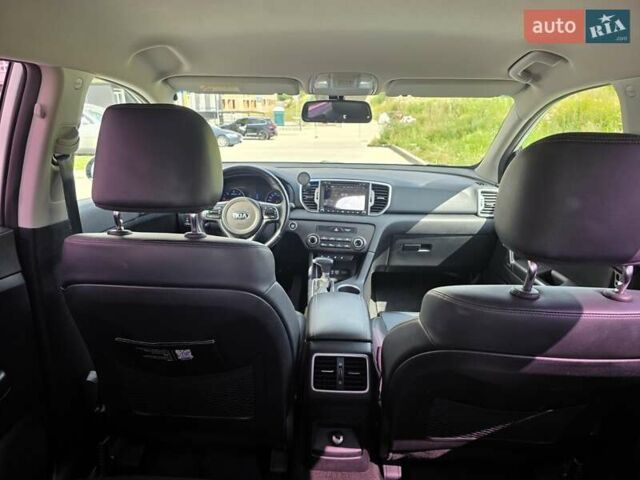 Белый Киа Sportage, объемом двигателя 2 л и пробегом 172 тыс. км за 18500 $, фото 13 на Automoto.ua