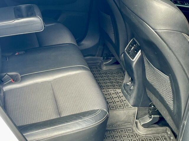 Белый Киа Sportage, объемом двигателя 2 л и пробегом 165 тыс. км за 18700 $, фото 15 на Automoto.ua