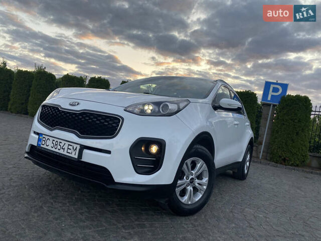 Кіа Sportage 2016 у Львові на Automoto.ua Білий Кіа Sportage, об'ємом двигуна 2 л та пробігом 89 тис. км за 17890 $, фото 9 на Automoto.ua