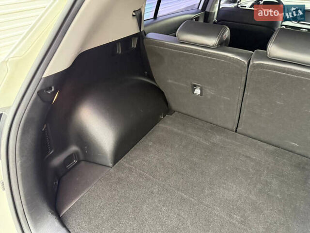 Белый Киа Sportage, объемом двигателя 2 л и пробегом 160 тыс. км за 17200 $, фото 39 на Automoto.ua