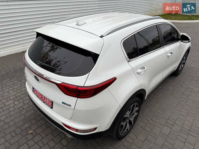 Белый Киа Sportage, объемом двигателя 2 л и пробегом 160 тыс. км за 17200 $, фото 12 на Automoto.ua
