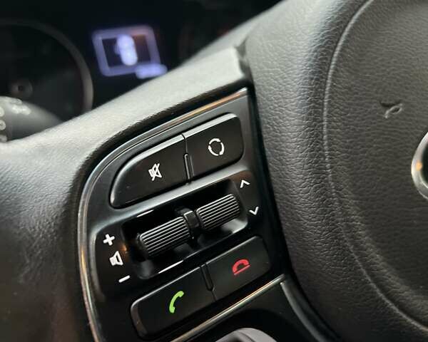 Белый Киа Sportage, объемом двигателя 1.69 л и пробегом 201 тыс. км за 14200 $, фото 30 на Automoto.ua