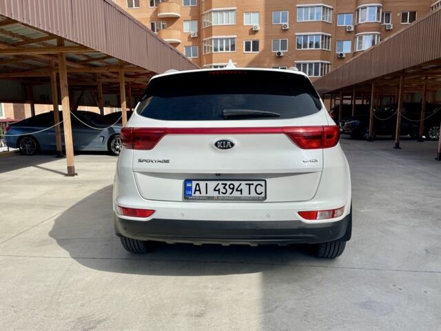 Белый Киа Sportage, объемом двигателя 2 л и пробегом 165 тыс. км за 18700 $, фото 5 на Automoto.ua