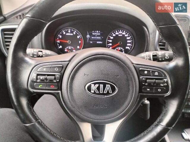 Білий Кіа Sportage, об'ємом двигуна 2 л та пробігом 97 тис. км за 15500 $, фото 5 на Automoto.ua