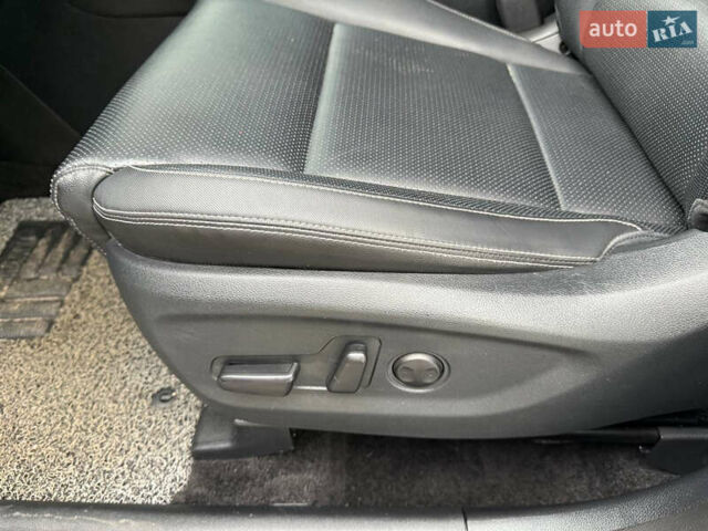 Белый Киа Sportage, объемом двигателя 2 л и пробегом 160 тыс. км за 17200 $, фото 23 на Automoto.ua