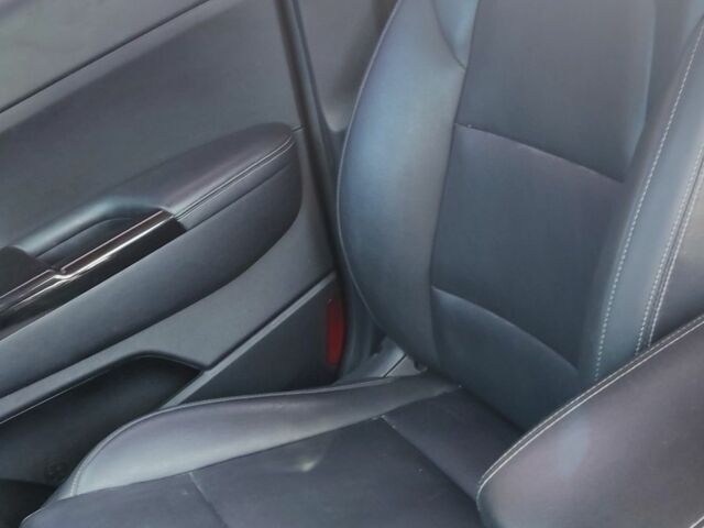 Білий Кіа Sportage, об'ємом двигуна 2 л та пробігом 152 тис. км за 17000 $, фото 10 на Automoto.ua