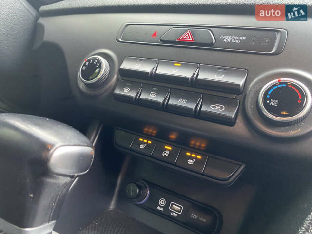 Белый Киа Sportage, объемом двигателя 2 л и пробегом 89 тыс. км за 17800 $, фото 85 на Automoto.ua