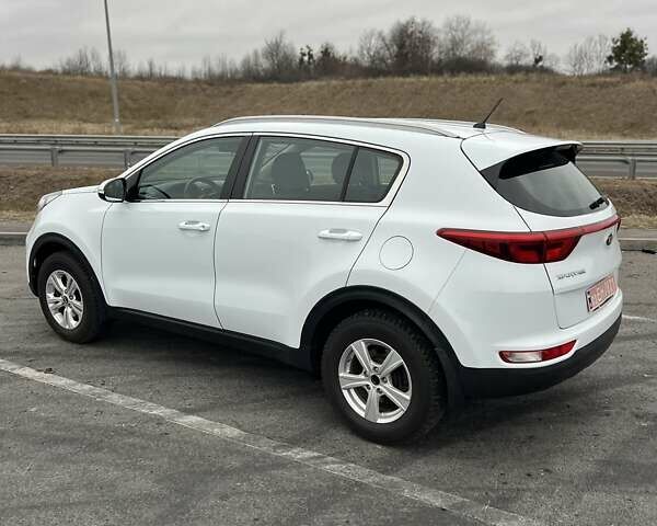 Белый Киа Sportage, объемом двигателя 1.69 л и пробегом 123 тыс. км за 16400 $, фото 4 на Automoto.ua