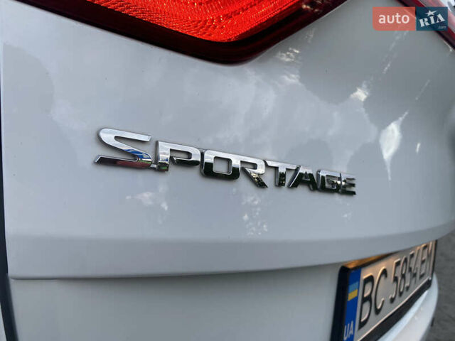 Белый Киа Sportage, объемом двигателя 2 л и пробегом 89 тыс. км за 17800 $, фото 50 на Automoto.ua