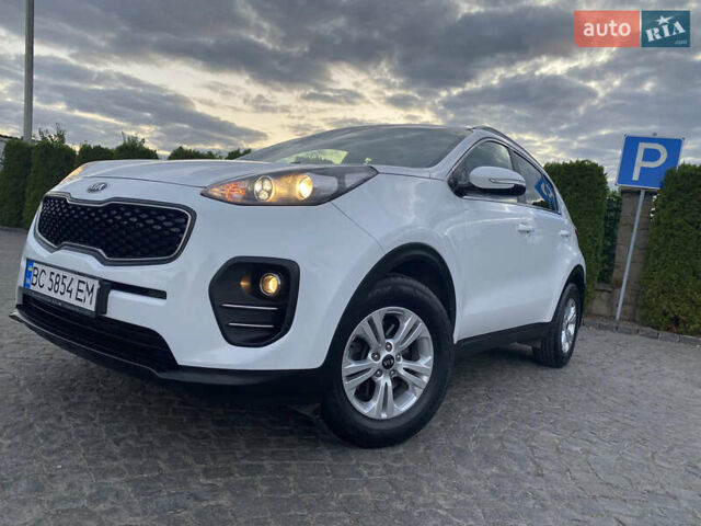 Кіа Sportage 2016 у Львові на Automoto.ua Білий Кіа Sportage, об'ємом двигуна 2 л та пробігом 89 тис. км за 17890 $, фото 52 на Automoto.ua