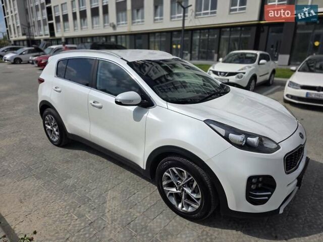 Белый Киа Sportage, объемом двигателя 2 л и пробегом 172 тыс. км за 18500 $, фото 3 на Automoto.ua