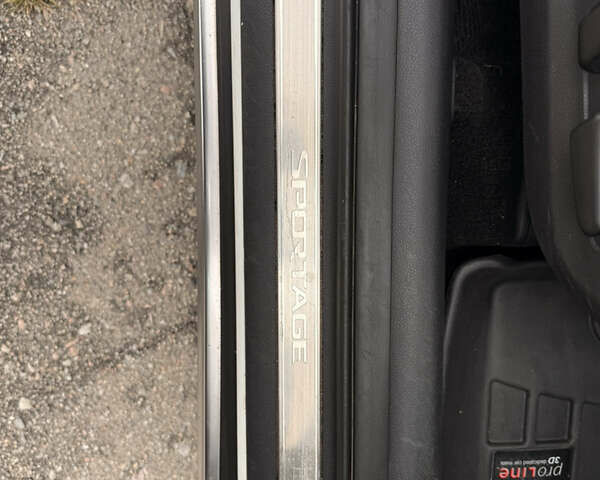 Белый Киа Sportage, объемом двигателя 2 л и пробегом 123 тыс. км за 19500 $, фото 21 на Automoto.ua