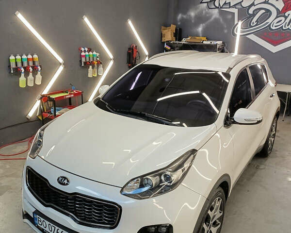 Белый Киа Sportage, объемом двигателя 2 л и пробегом 176 тыс. км за 17700 $, фото 15 на Automoto.ua