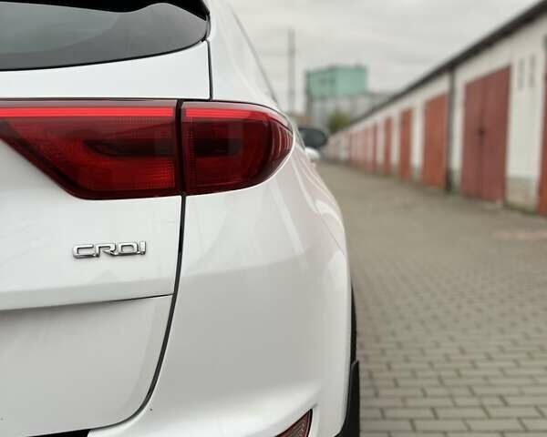 Белый Киа Sportage, объемом двигателя 1.69 л и пробегом 201 тыс. км за 14200 $, фото 51 на Automoto.ua