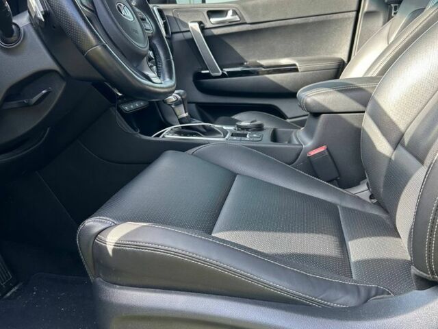 Белый Киа Sportage, объемом двигателя 2 л и пробегом 93 тыс. км за 22200 $, фото 8 на Automoto.ua