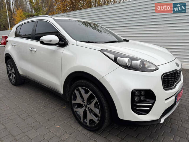 Белый Киа Sportage, объемом двигателя 2 л и пробегом 160 тыс. км за 17200 $, фото 6 на Automoto.ua