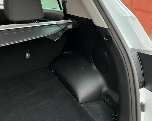 Белый Киа Sportage, объемом двигателя 1.69 л и пробегом 201 тыс. км за 14200 $, фото 12 на Automoto.ua