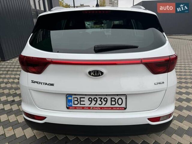 Киа Sportage 2016 в Николаеве на Automoto.ua Белый Киа Sportage, объемом двигателя 1.69 л и пробегом 130 тыс. км за 15700 $, фото 10 на Automoto.ua