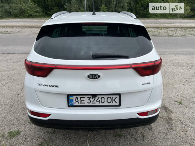 Білий Кіа Sportage, об'ємом двигуна 1.69 л та пробігом 142 тис. км за 14900 $, фото 10 на Automoto.ua