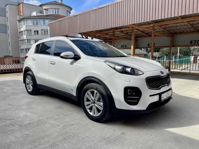Белый Киа Sportage, объемом двигателя 2 л и пробегом 165 тыс. км за 18700 $, фото 1 на Automoto.ua