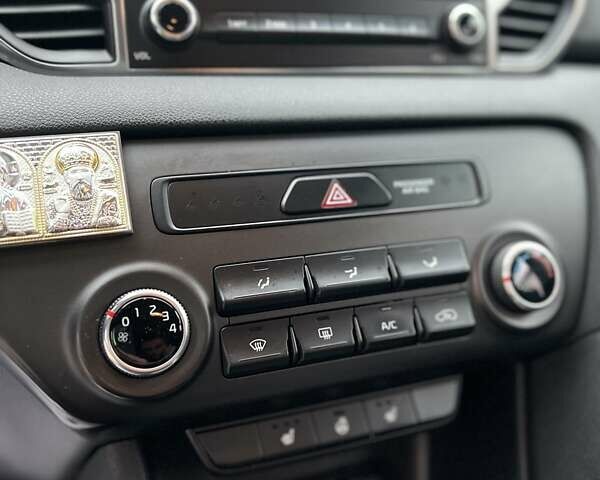 Белый Киа Sportage, объемом двигателя 1.69 л и пробегом 201 тыс. км за 14200 $, фото 19 на Automoto.ua