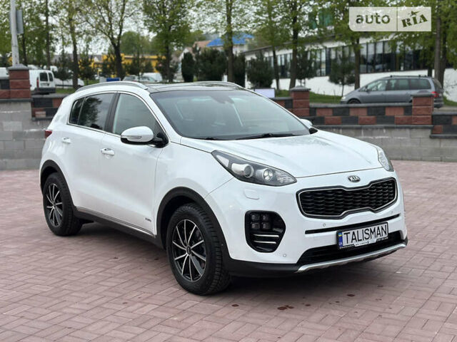 Білий Кіа Sportage, об'ємом двигуна 2 л та пробігом 200 тис. км за 18950 $, фото 1 на Automoto.ua