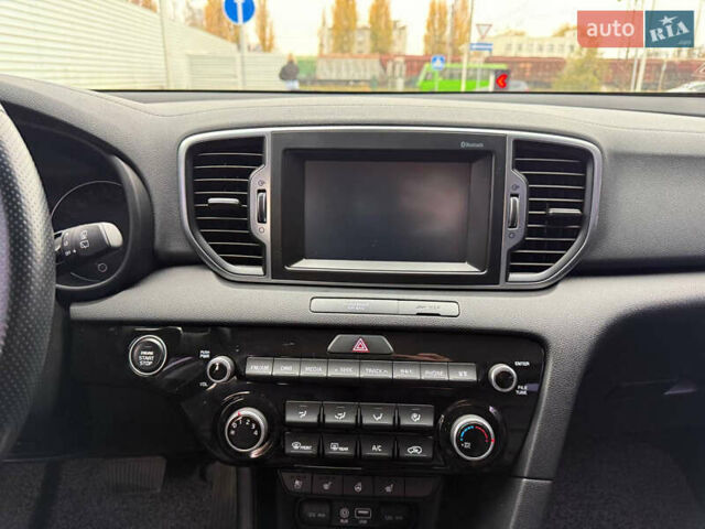 Белый Киа Sportage, объемом двигателя 2 л и пробегом 160 тыс. км за 17200 $, фото 34 на Automoto.ua