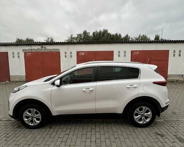 Белый Киа Sportage, объемом двигателя 1.69 л и пробегом 201 тыс. км за 14200 $, фото 59 на Automoto.ua