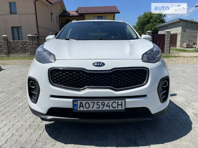 Білий Кіа Sportage, об'ємом двигуна 1.7 л та пробігом 138 тис. км за 16600 $, фото 12 на Automoto.ua