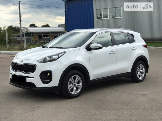 Білий Кіа Sportage, об'ємом двигуна 1.7 л та пробігом 90 тис. км за 16999 $, фото 2 на Automoto.ua