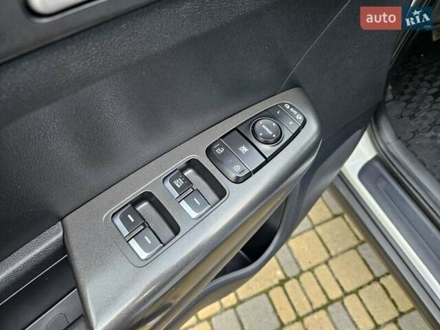 Белый Киа Sportage, объемом двигателя 1.69 л и пробегом 167 тыс. км за 15300 $, фото 39 на Automoto.ua