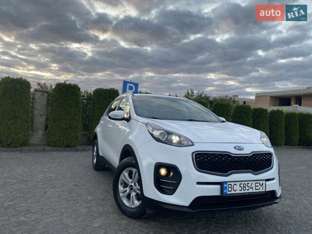 Кіа Sportage 2016 у Львові на Automoto.ua Білий Кіа Sportage, об'ємом двигуна 2 л та пробігом 89 тис. км за 17890 $, фото 42 на Automoto.ua