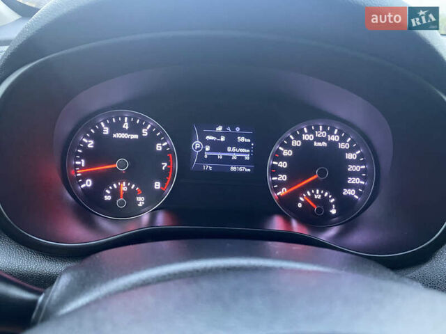 Белый Киа Sportage, объемом двигателя 2 л и пробегом 89 тыс. км за 17800 $, фото 63 на Automoto.ua