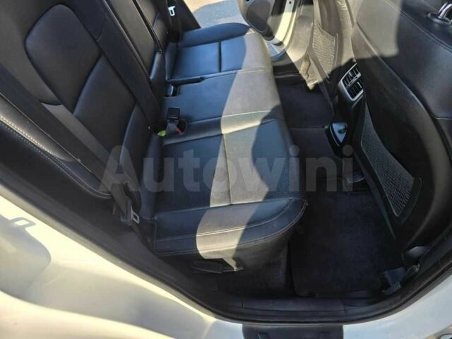 Белый Киа Sportage, объемом двигателя 2 л и пробегом 96 тыс. км за 15000 $, фото 6 на Automoto.ua