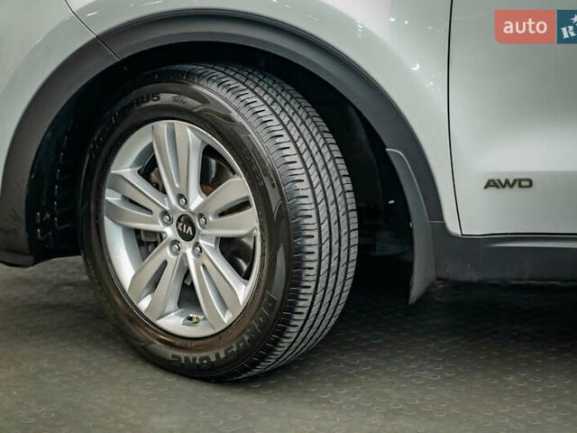 Белый Киа Sportage, объемом двигателя 2 л и пробегом 134 тыс. км за 18181 $, фото 7 на Automoto.ua