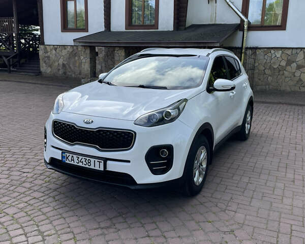 Білий Кіа Sportage, об'ємом двигуна 1.69 л та пробігом 178 тис. км за 16700 $, фото 8 на Automoto.ua