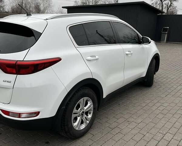 Белый Киа Sportage, объемом двигателя 1.69 л и пробегом 284 тыс. км за 15500 $, фото 7 на Automoto.ua