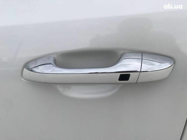 Білий Кіа Sportage, об'ємом двигуна 2 л та пробігом 193 тис. км за 19290 $, фото 3 на Automoto.ua