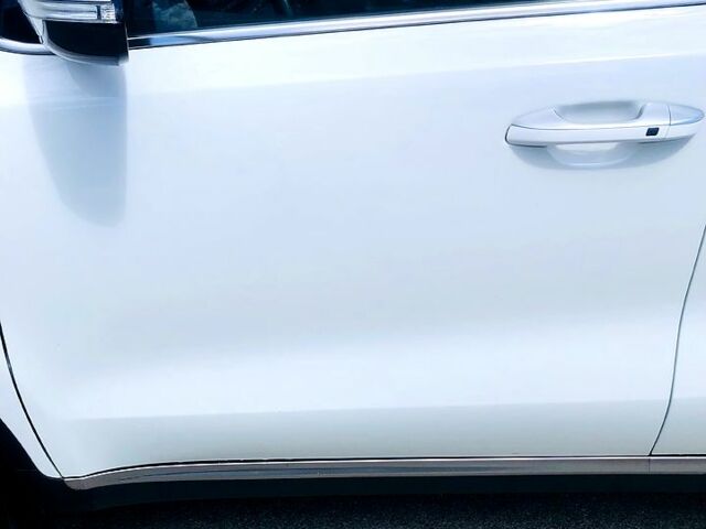 Белый Киа Sportage, объемом двигателя 2 л и пробегом 205 тыс. км за 22500 $, фото 2 на Automoto.ua