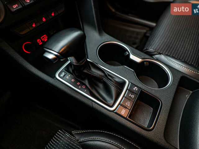 Белый Киа Sportage, объемом двигателя 2 л и пробегом 134 тыс. км за 18181 $, фото 18 на Automoto.ua