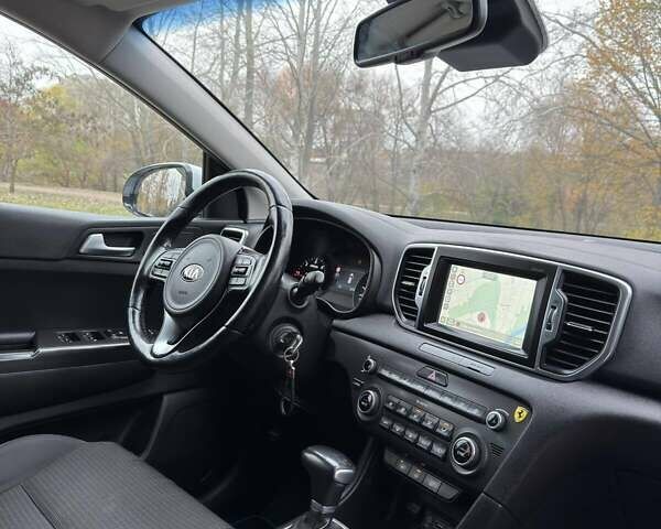 Белый Киа Sportage, объемом двигателя 2 л и пробегом 227 тыс. км за 15950 $, фото 30 на Automoto.ua