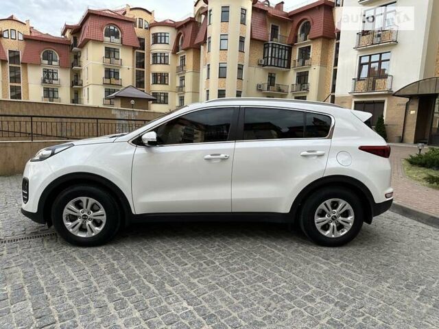 Белый Киа Sportage, объемом двигателя 2 л и пробегом 55 тыс. км за 18999 $, фото 11 на Automoto.ua