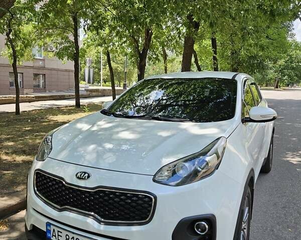 Білий Кіа Sportage, об'ємом двигуна 2 л та пробігом 134 тис. км за 18500 $, фото 3 на Automoto.ua