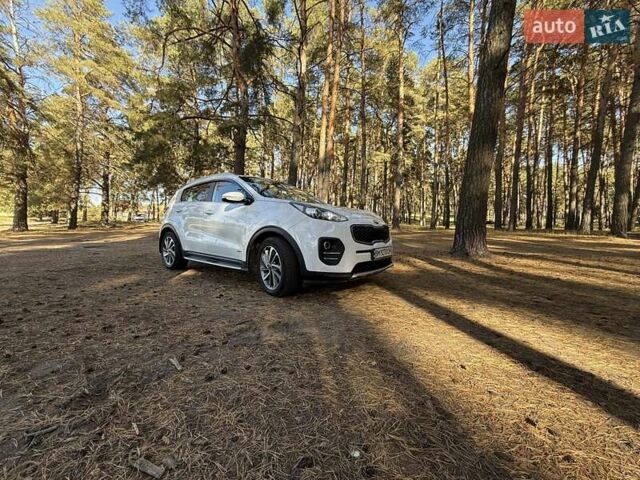 Білий Кіа Sportage, об'ємом двигуна 2 л та пробігом 88 тис. км за 19200 $, фото 14 на Automoto.ua