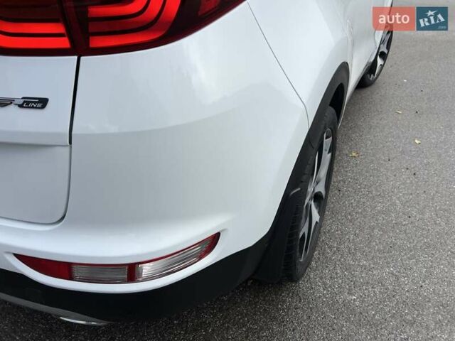Белый Киа Sportage, объемом двигателя 1.59 л и пробегом 150 тыс. км за 17900 $, фото 48 на Automoto.ua